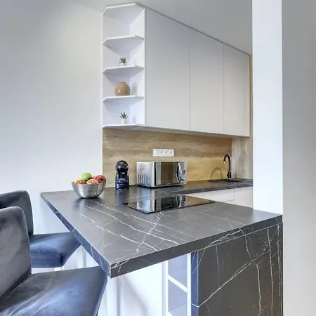 Star Cozy In A Modern Neighborhood Bratysława